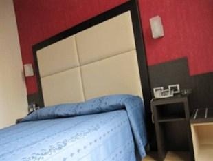 Hotel Piacenza Mailand